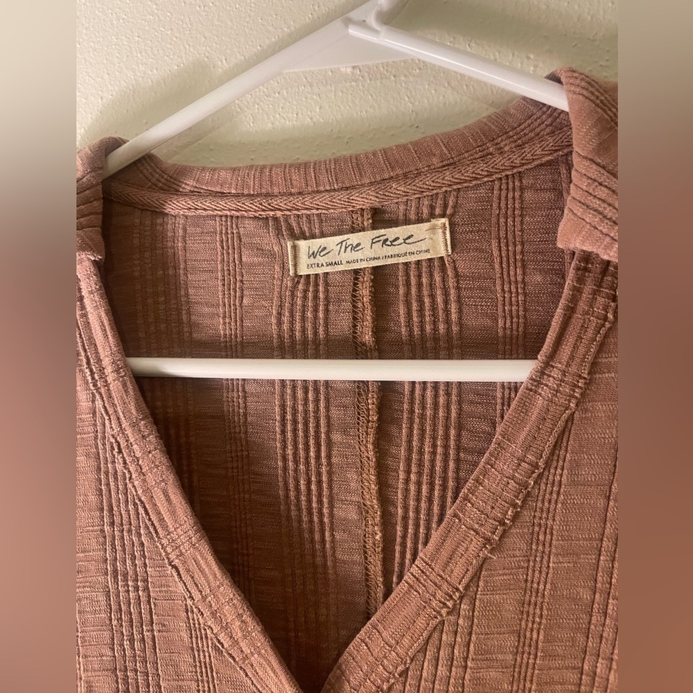 Like New Free People Ribbed Collared Button Up Long Sleeve Top - Picture 2 of 4